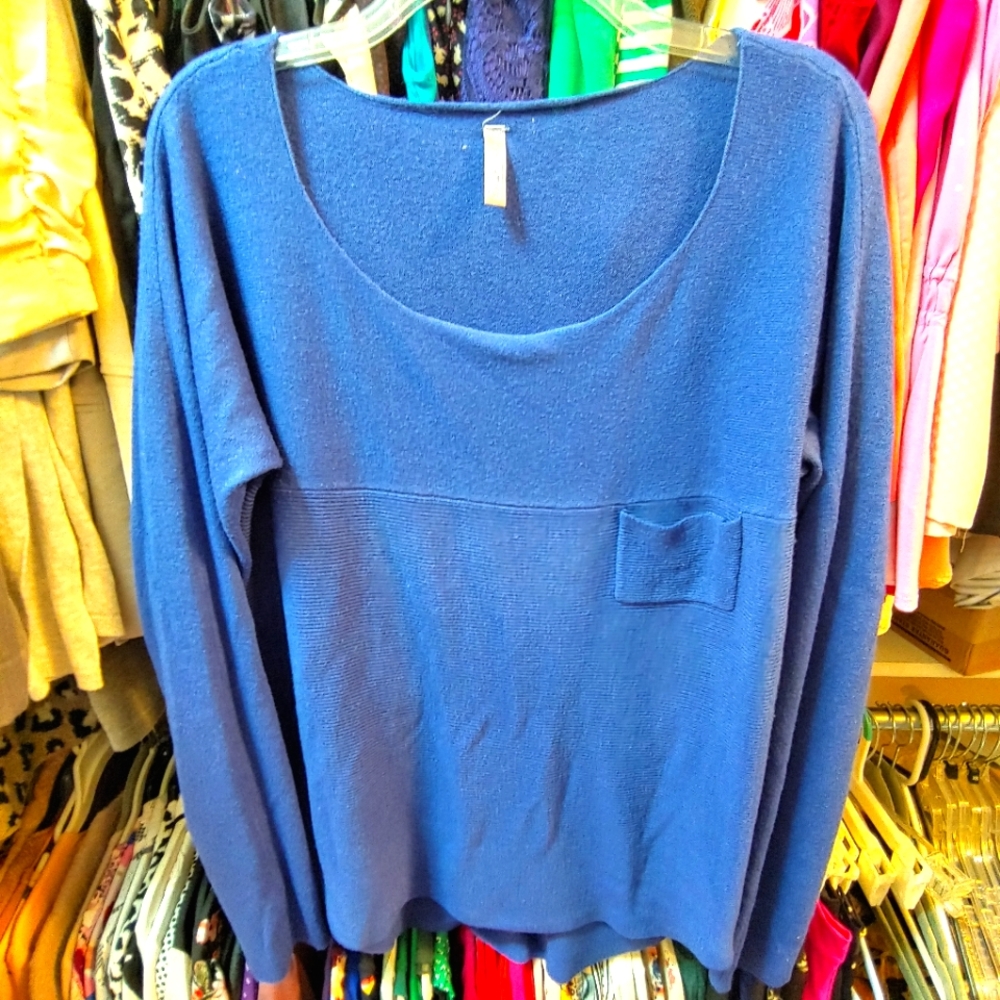 GUC 1775 Oversized Blue Sweater sz S
